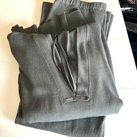 TONET Cashmere/Wool Sweater Set - Picture 2 of 16